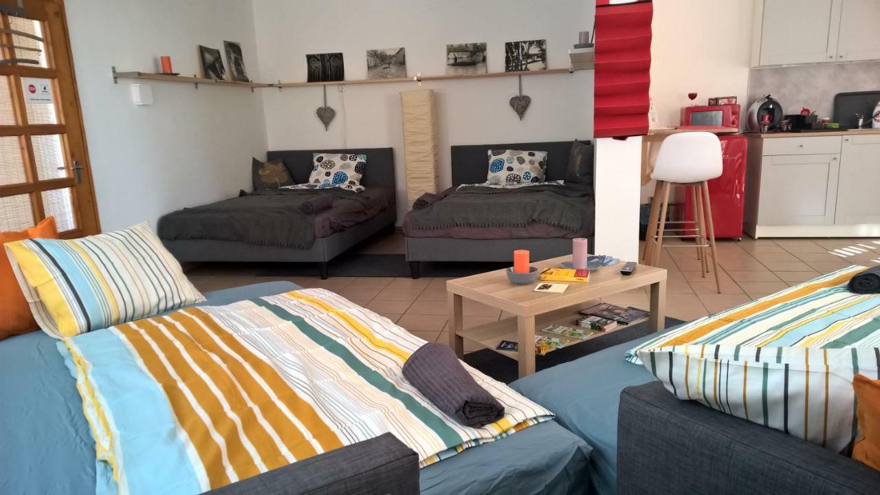 Boralom Studio Apartman Токай Экстерьер фото