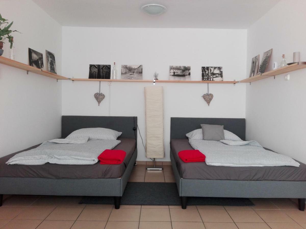 Boralom Studio Apartman Токай Экстерьер фото