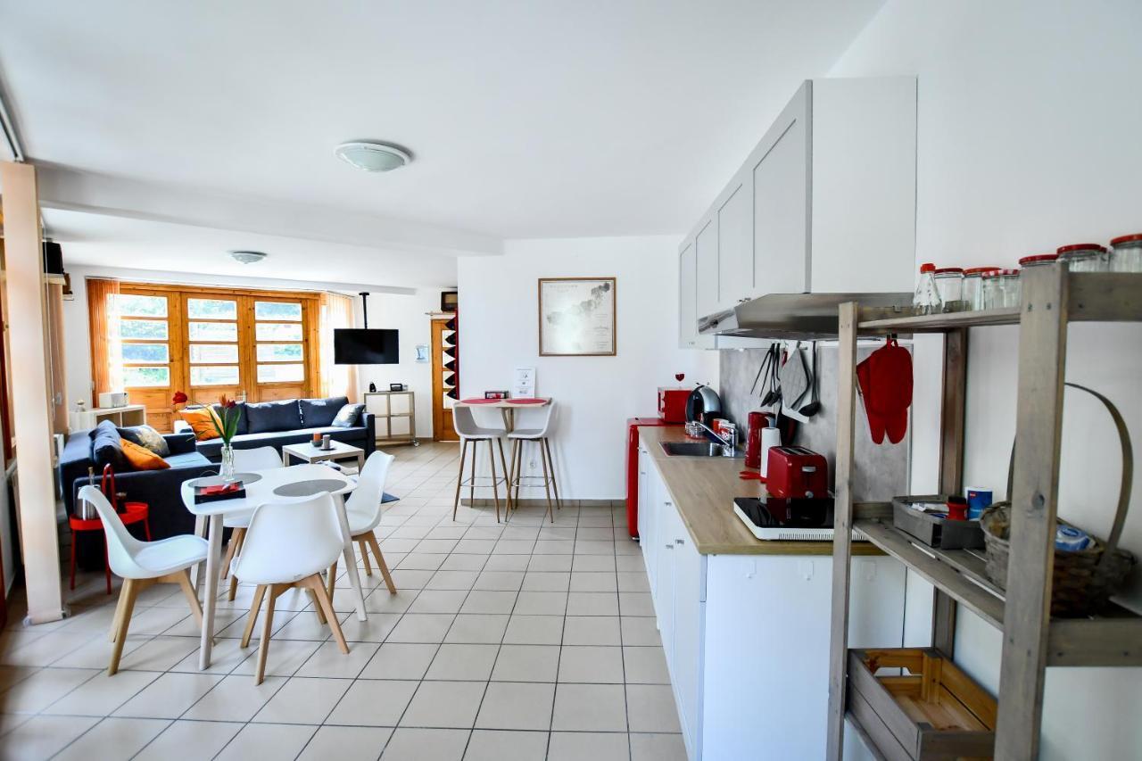 Boralom Studio Apartman Токай Экстерьер фото